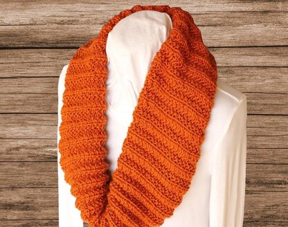 Seeded Rib Cowl