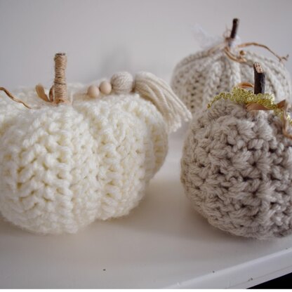 Crochet Rustic Farmhouse Pumpkin Pattern