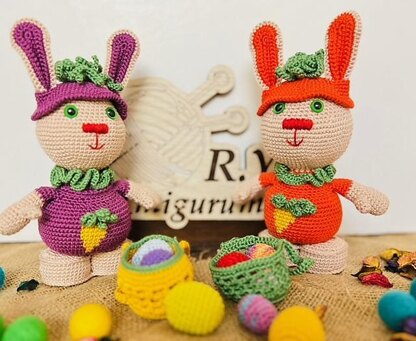 Amigurumi Easter carrot bunny