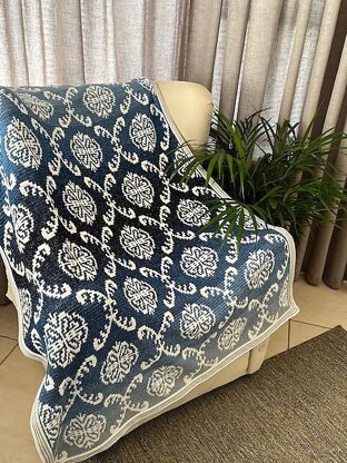 Lorien Damask Mosaic Crochet