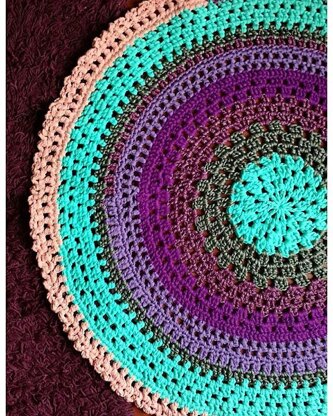 Round Mandala rug