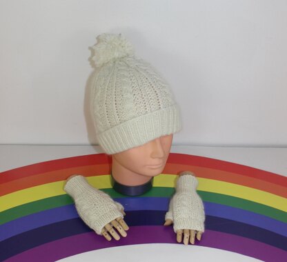 Toddler Child Aran Cable Beanie and Gloves