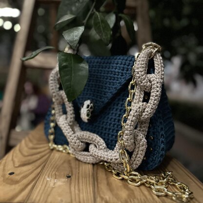 Bag with chunky yarn pattern by Anna Kuznietsova