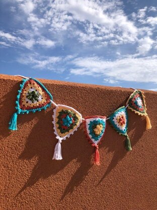 Boho Party Garland Bunting