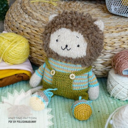 Cute knit lion
