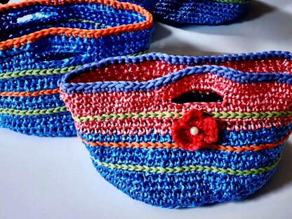 Raffia Basket with Handles