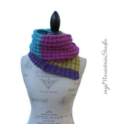 POP Color Block Knit Scarf