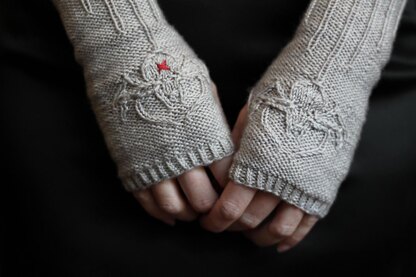 Silken Spider Gloves