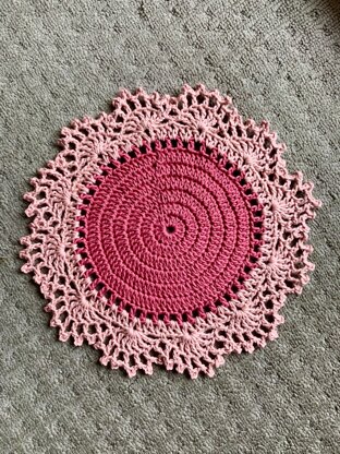 Pretty Pink Doily Placemat