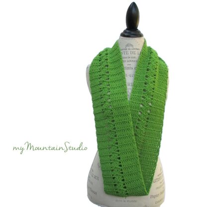 Shells Crochet Infinity Scarf Cowl