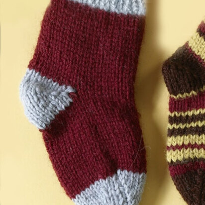 Knit Child's Two Color Socks in Lion Brand Wool-Ease - 70297A