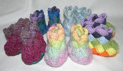 Entrelac Bootees