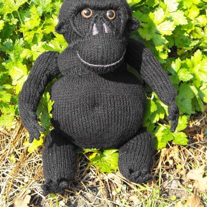 MALCOLM MONKEY TOY KNITTING PATTERN - knitting pattern