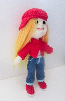 Amigurumi Doll in Jeans