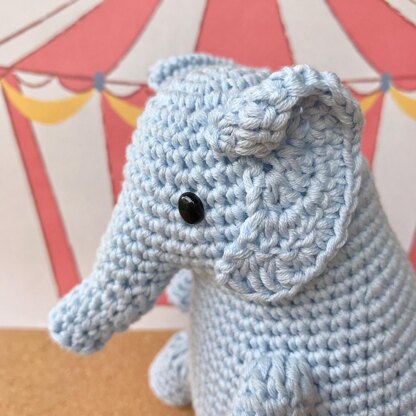 Toco the Circus Elephant Boy amigurumi