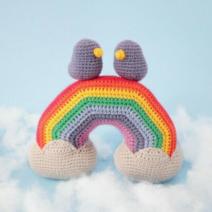 Rainbow and Lovebirds Amigurumi