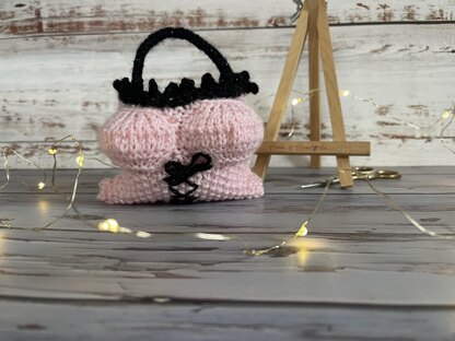 Basque Handbag Chocolate Orange Cover Knitting Pattern