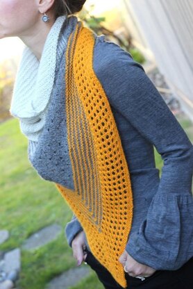 Tilted cowl