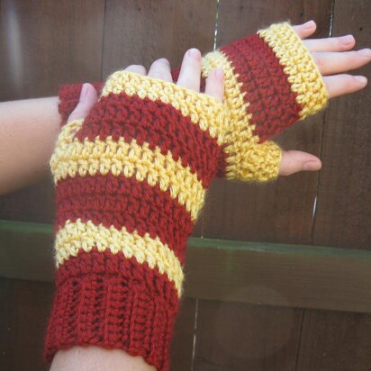 Hogwarts Houses mitts, Harry Potter