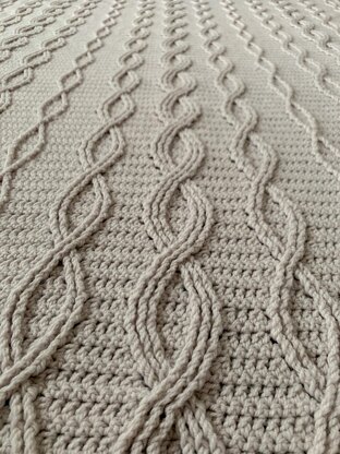 Triptych Twist Cable Blanket