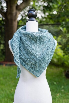 Textured Pyramids Shawl