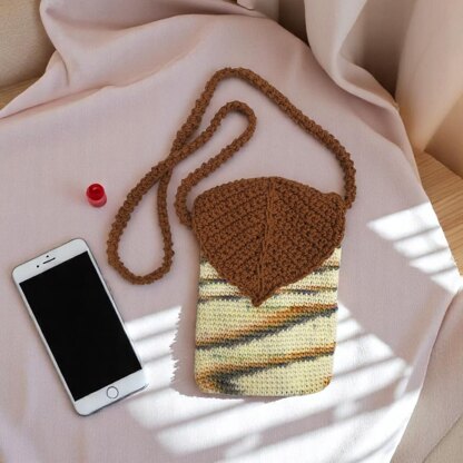 Leafy Cross-body Phone Bag
