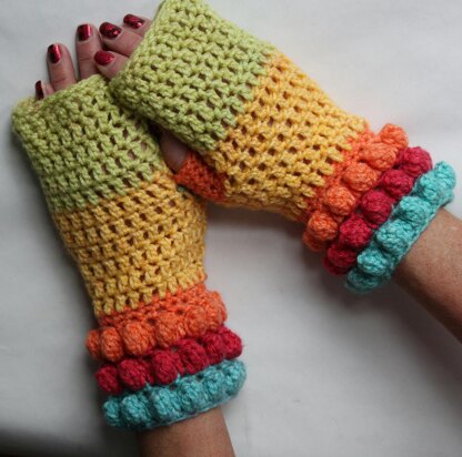 Popcorn Bobbles Fingerless Gloves