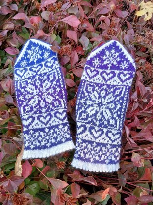 I ♥ Snowflakes Mittens