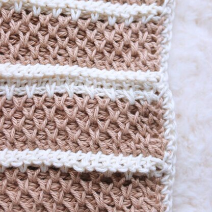 Peaks and Purls Potholder