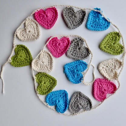 Heart Strings - Crochet Heart Garland Pattern