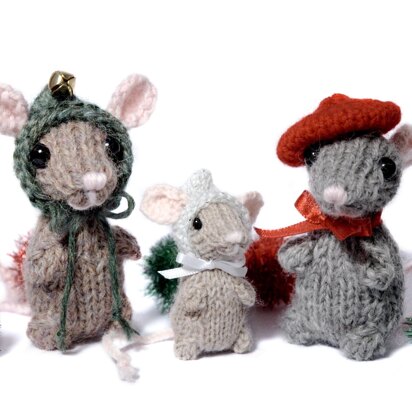 Holiday Mice - knitting pattern