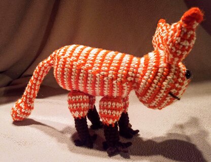 Crochet loth-cat