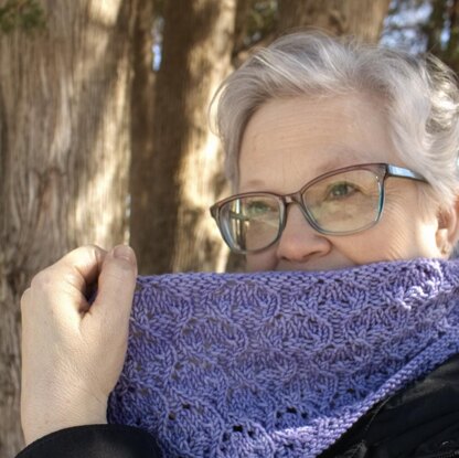 Fabulous Francesca Cowl