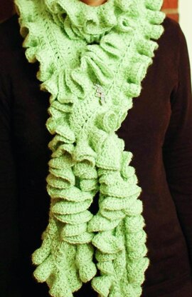 Livy Ruffle Scarf crochet pattern (two sizes)