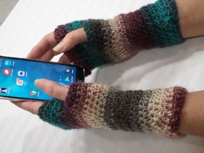 Fingerless glove 1