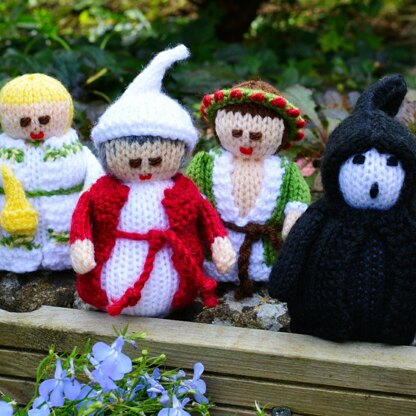 Scrooge Christmas Carol Dolls Knitting Pattern - Toy Knitting Pattern.
