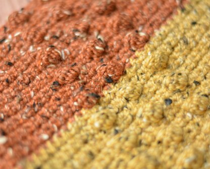 Rustic Candy Corn Cowl