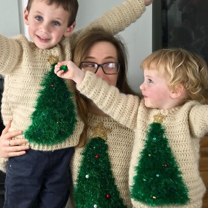 FAMILY Tinsel Tannenbaum Christmas Jumper