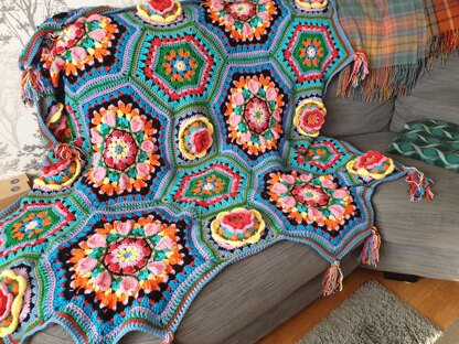 Casa Kahlo Blanket