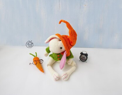 Beads jointed White Rabbit