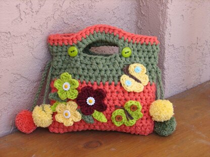 Girls Purse with Small Flowers