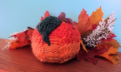 Scented Cabled Pumpkin