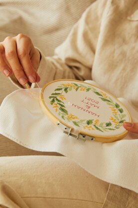 DMC Mindful Making: The Serene Leaves Cross Stitch Duo Kit