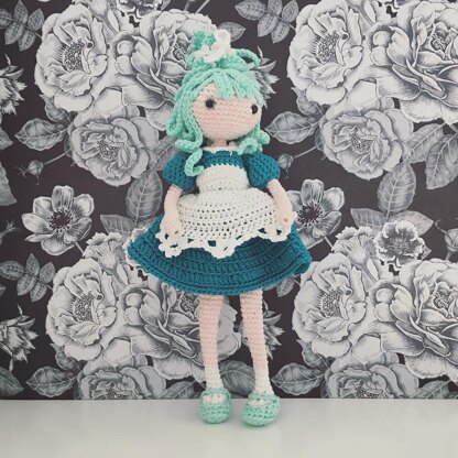 Amigurumi Nurse Fay