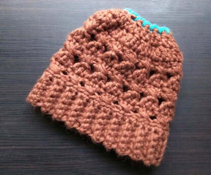 Chunky X Ponytail Hat | Crochet Pattern