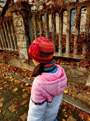 Falling in Rose Hat