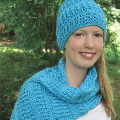 Hooked for Life Cushy Hat and Scarf Set PDF