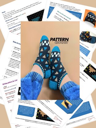 Tiled Peaks Socks