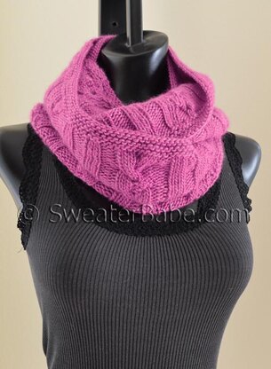 #178 Rose Cabled Circular Scarf