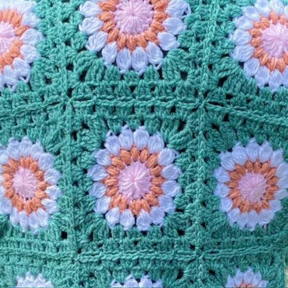 Floral Short Crochet Waistcoat